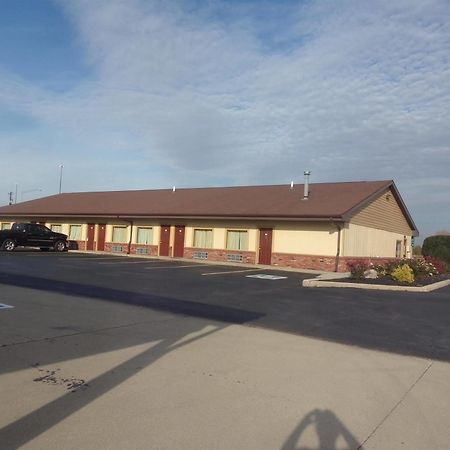 Huggy Bear Motel - Warren Exterior photo