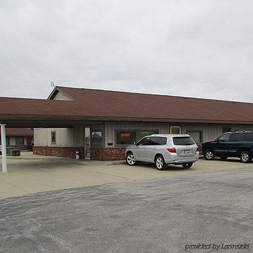 Huggy Bear Motel - Warren Exterior photo